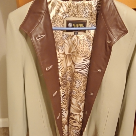 Leather Jacket - Picture 1 of 5